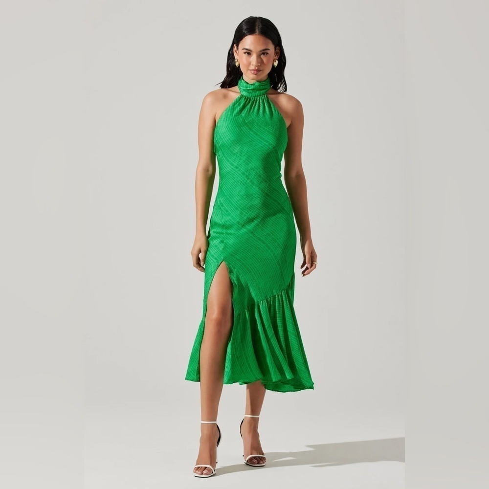 NWT Size S - ASTR The Label Caspia Halter Side-Slit Midi Dress